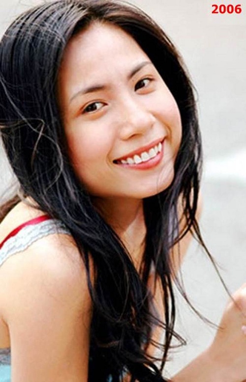 Năm 2006, Thủy Tiên bắt đầu đặt chân vào showbiz Việt, lúc này, nhan sắc của cô ở mức bình thường, không để lại nhiều ấn tượng với khán giả.