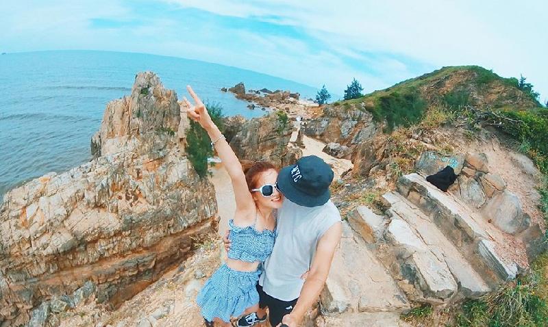 Trương Hoàng Mai Anh góp mặt trong tin hot girl - hot boy Việt với khoảnh khắc hạnh phúc bên bạn trai