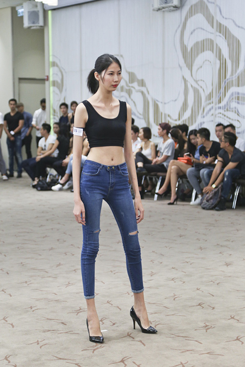 Thậm chí trong vòng casting của Việt Nam Next Top Model, cô gây sự chú ý chỉ vì vóc dáng chuẩn không cần chỉnh.