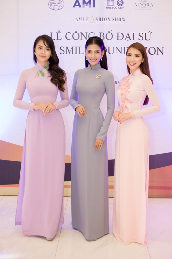 3 đại sứ của quỹ vì trẻ em do Hoa hậu Hằng Nguyễn sáng lập