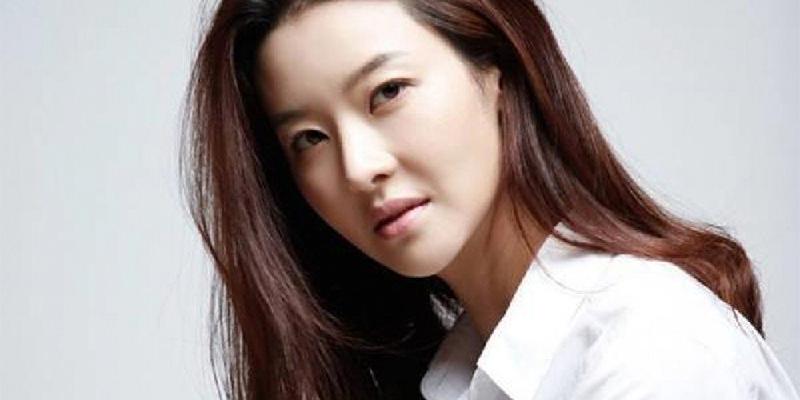 Thông tin mới nhất liên quan đến cái chết của chồng nữ diễn viên Song Seon Mi. Cảnh sát tiết lộ chồng của nữ diễn viên đã bị giết theo hợp đồng từ một người đàn ông giàu có