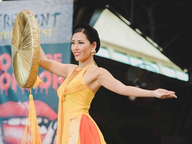 Nguyễn Thị Loan thi Miss Grand International 2016  Nguyễn Thị Loan là sự lựa chọn bất ngờ của đơn vị giữ bản quyền cho Miss Grand International 2016. Trước đó, người đẹp được 