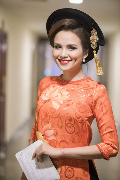 Hoa hậu Diễm Hương, sao Việt