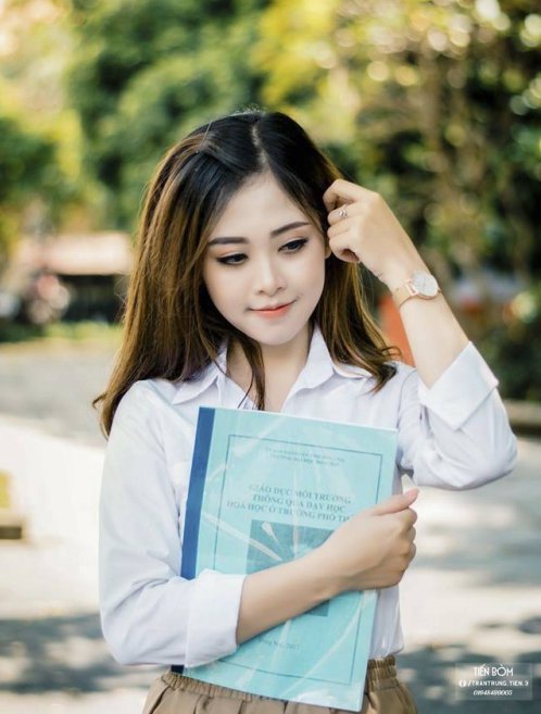 Cô giáo Trịnh Thị Thanh Tâm - Giáo viên thực tập tại Đồng Nai: Cô giáo 9x đáng yêu này hiện tại đang là sinh viên năm cuối của khoa Sư phạm Hóa - ĐH Đồng Nai.