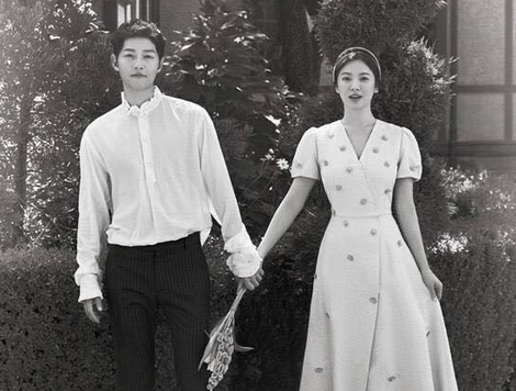 Bộ ảnh cưới chính thức siêu đẹp của Song Joong Ki và Song Hye Kyo