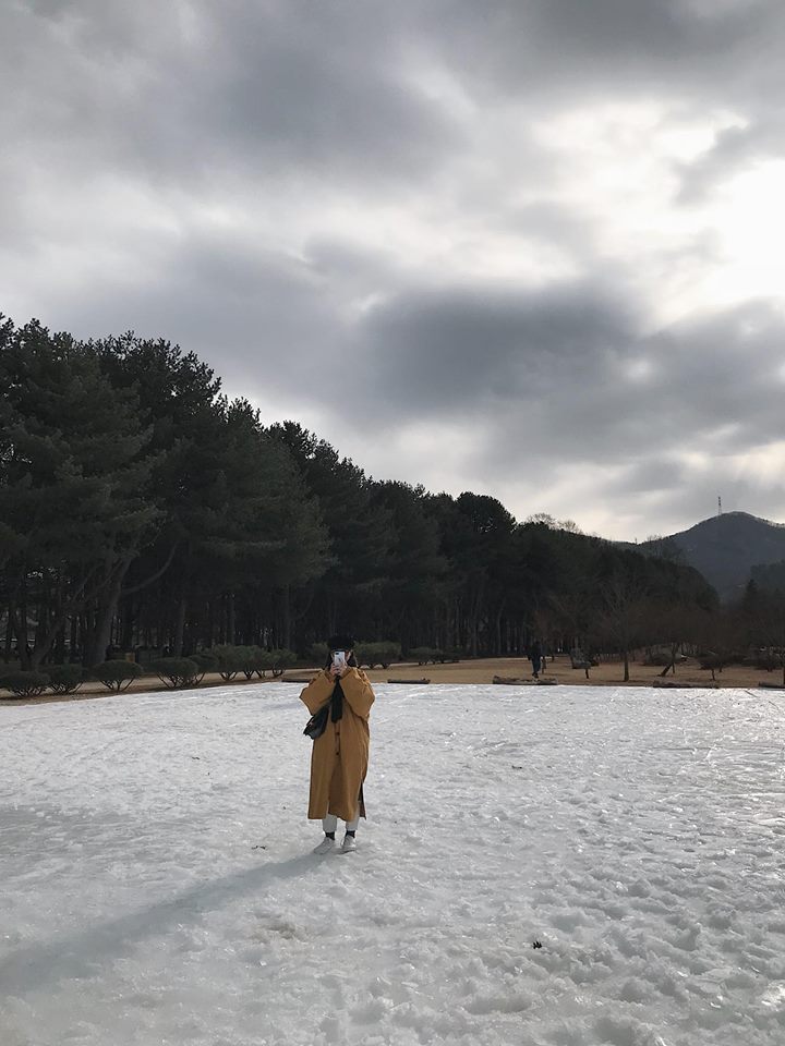Hot boy Kiên Hoàng cùng bà xã Heo Mi Nhon check in tại đảo Nami (Hàn Quốc).