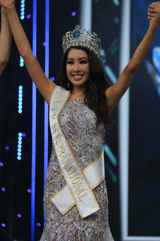 Jenny Kim còn bị chê là một trong những hoa hậu xấu nhất lịch sử cuộc thi này. 