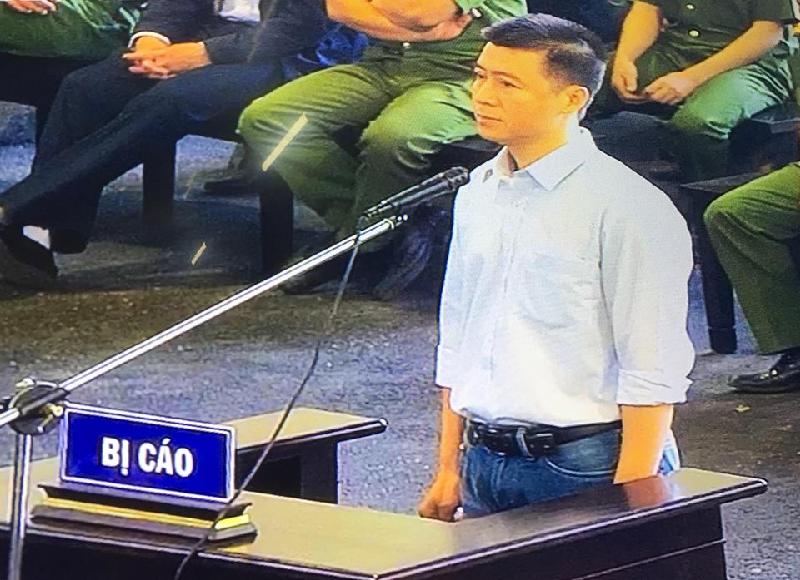 Bị cáo Phan Sào Nam tại phiên xử ngày 19/11