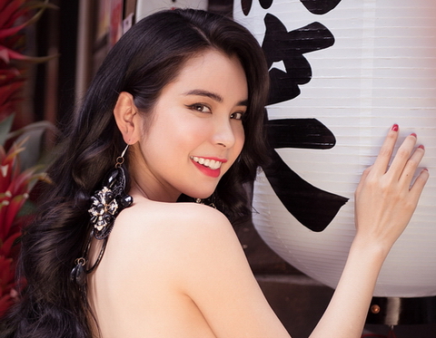 Hoa hậu Huỳnh Vy đón Tết rực rỡ, quyết bứt phá trong năm tới