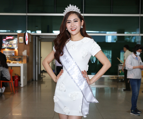 Á hậu cuộc thi Hoa hậu các quốc gia 2019 Trúc Ny rạng rỡ về nước ngay cận Tết