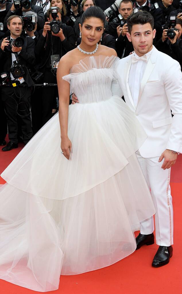 Hoa hậu Thế giới 2000 Priyanka Chopra và chồng Nick Jonas.