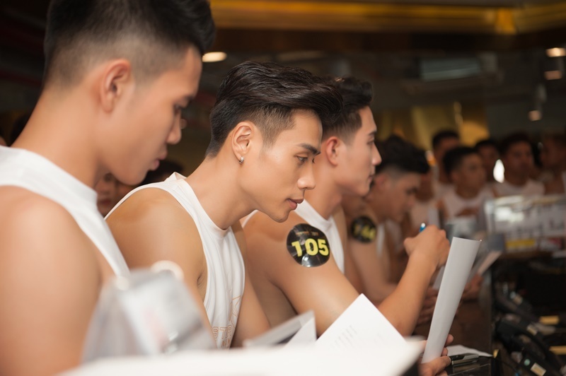 Theo Ban giám khảo, 16 đại diện của khu vực phía Bắc có ngoại hình không hề kém cạnh với 16 đại diện khu vực phía Nam đã tuyển chọn được trong đợt casting ngày 12/5 tại Thành phố Hồ Chí Minh.