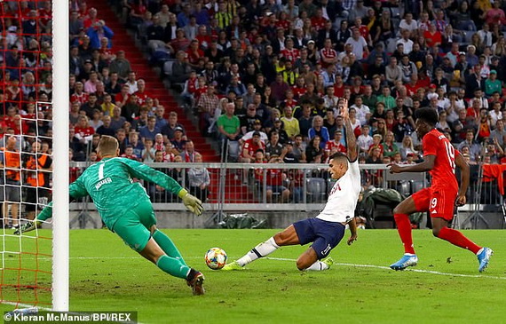 Lamela ghi bàn mở tỉ số cho Tottenham ngay phút 19
