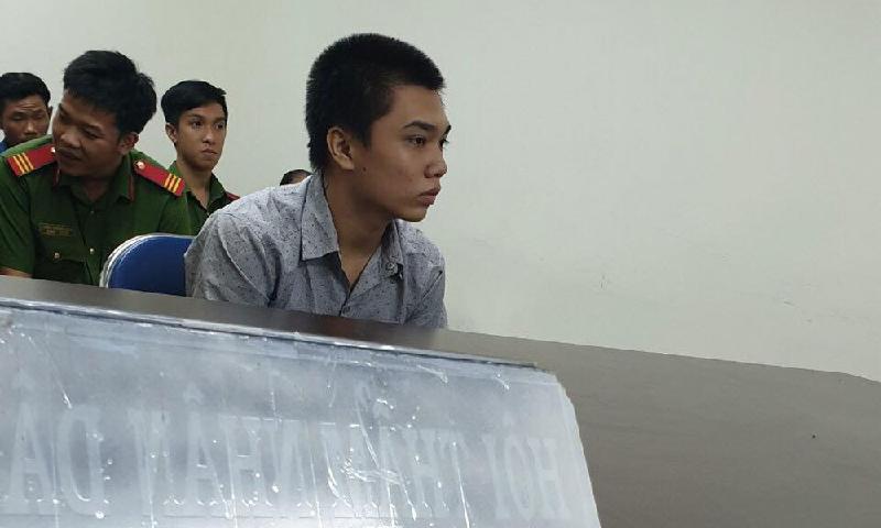 Bị cáo Lê Minh Thuận tại tòa