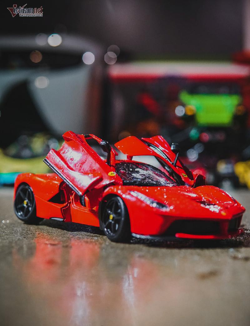 Chiếc mô hình La Ferrari- một mẫu xe hiếm và cực đắt trên thế giới. Ảnh: Longtador