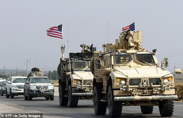 Chùm ảnh quân đội của siêu cường Mỹ rút khỏi chiến trường Syria trong bẽ bàng